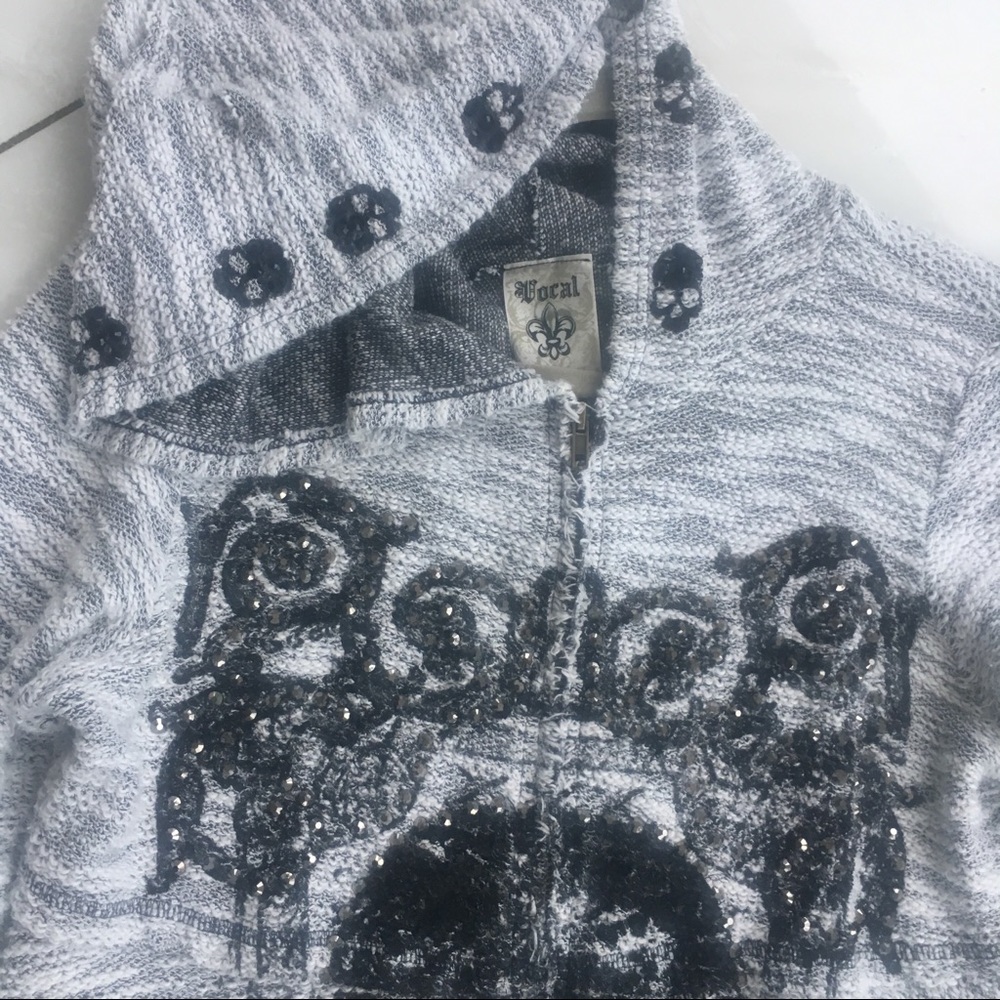 Sweater - Picture 2 of 8